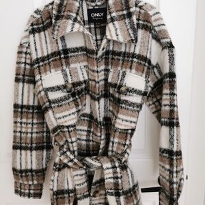 ONLY Women's Plaid Teddy Jacket - Cream and Brown XS